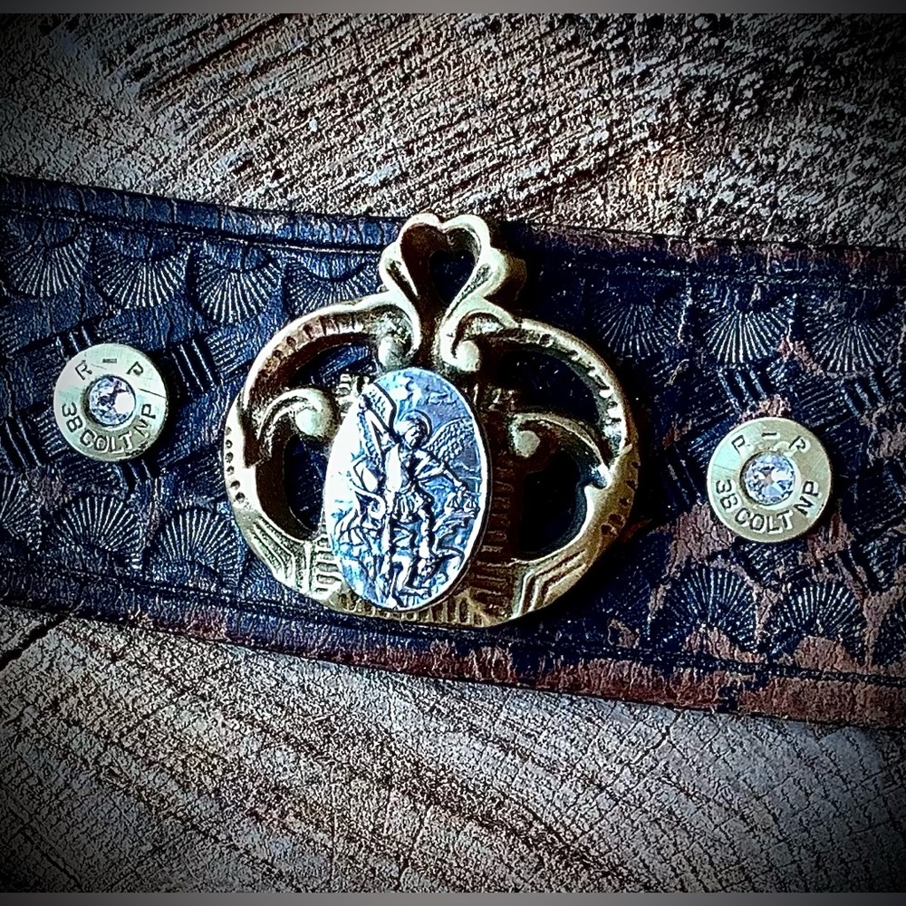 Leather cuff, St Michael,up to 7” wrist - Picture 3 of 9